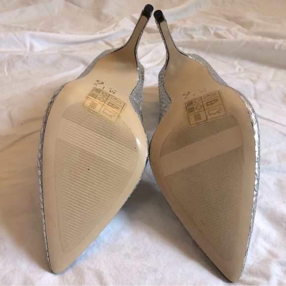 MIX No. 6 Silver “Fish Scale”  Pumps (7.5M) - Picture 7 of 15